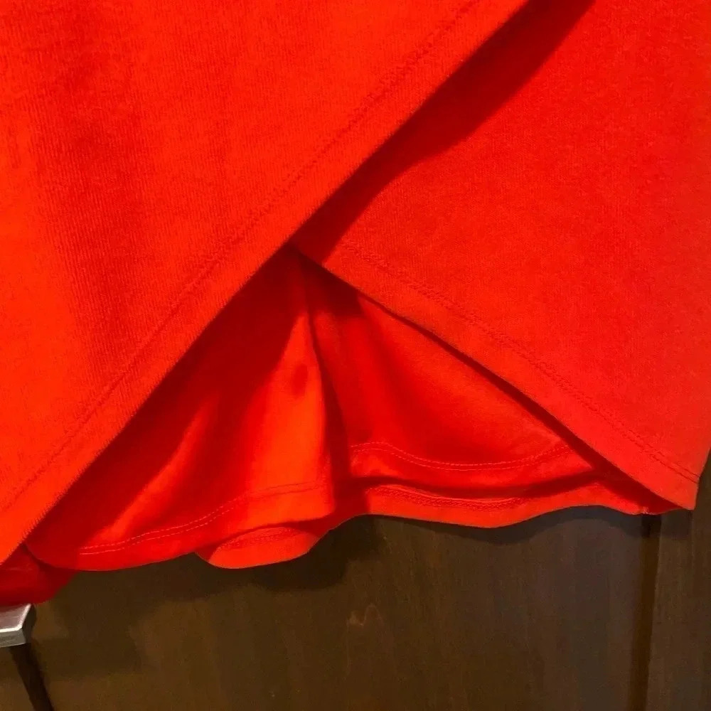 Red Hot Bodycon Dress.  Size L.  NWOT.  Lined. - Picture 2 of 6